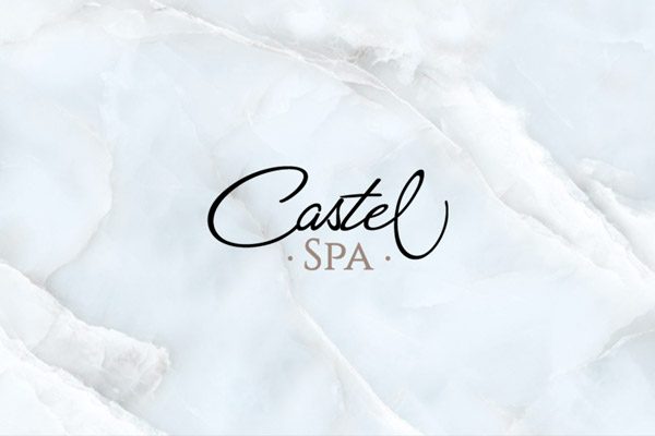 castel spa sur fond marbre bleu